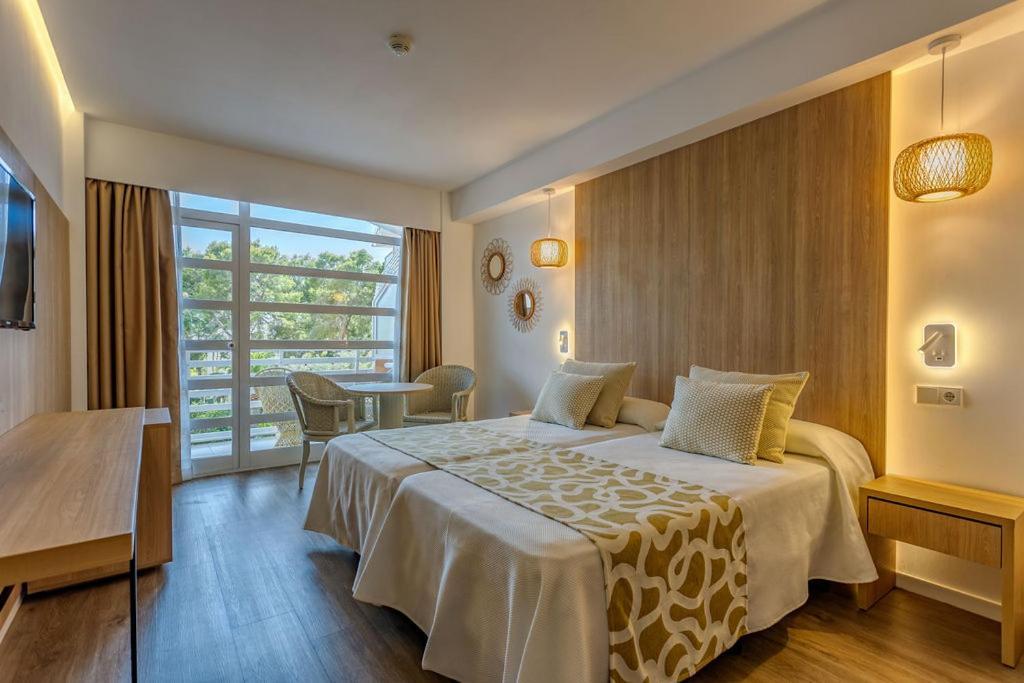 Ona Palmira Paradise Paguera Пагера Екстериор снимка